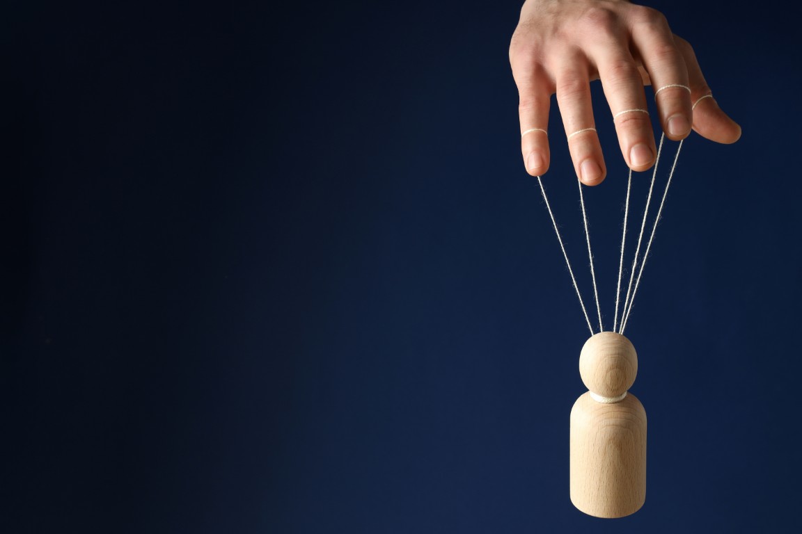 Manipulation Banner